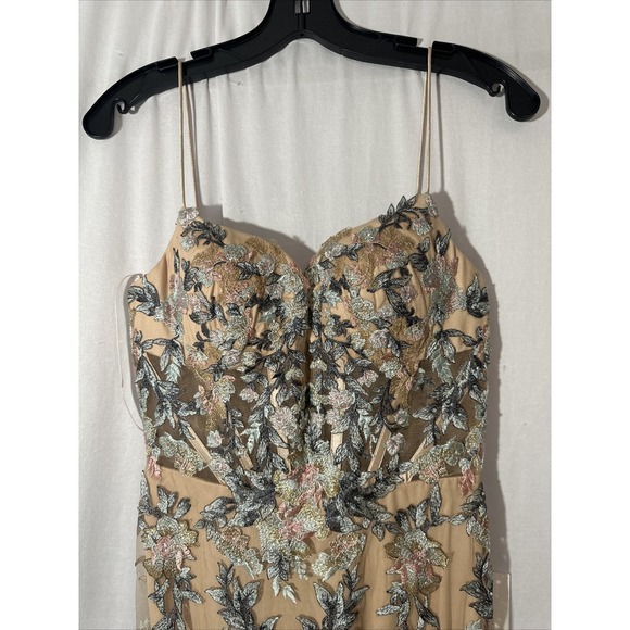NWT $798 Mac Duggal [ 4 ] 79313 Embroidered Spaghetti‎ Strap Trumpet Gown Nude - Picture 10 of 15